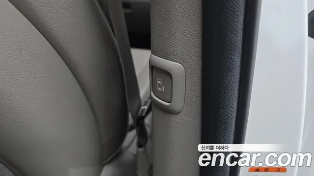 Kia Carnival — фото 16