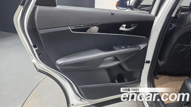 Kia Sorento — фото 25