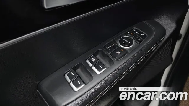 Kia Sorento — фото 29