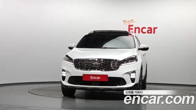 Kia Sorento — фото 3
