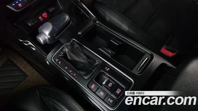 Kia Sorento — фото 9