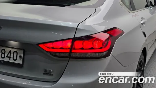 Hyundai Genesis — фото 23