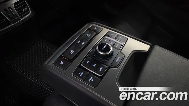 Hyundai Genesis — фото 28