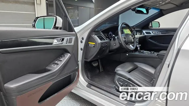 Hyundai Genesis — фото 10