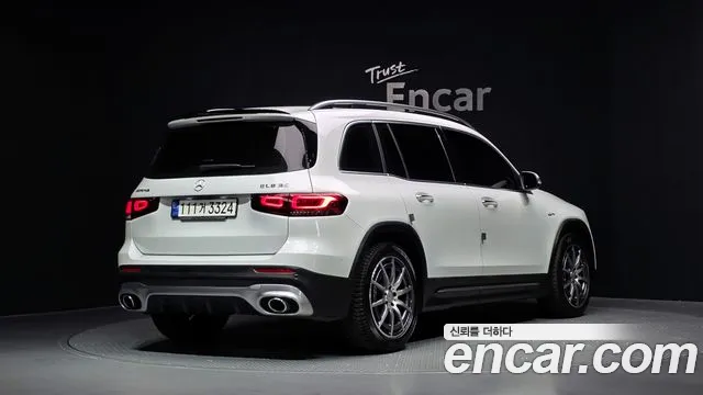 Mercedes-Benz GLB-Class — фото 2