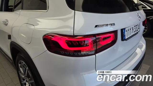 Mercedes-Benz GLB-Class — фото 23