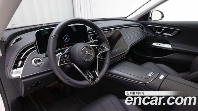 Mercedes-Benz E-Class — фото 13