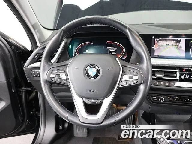 BMW 1-Series — фото 14