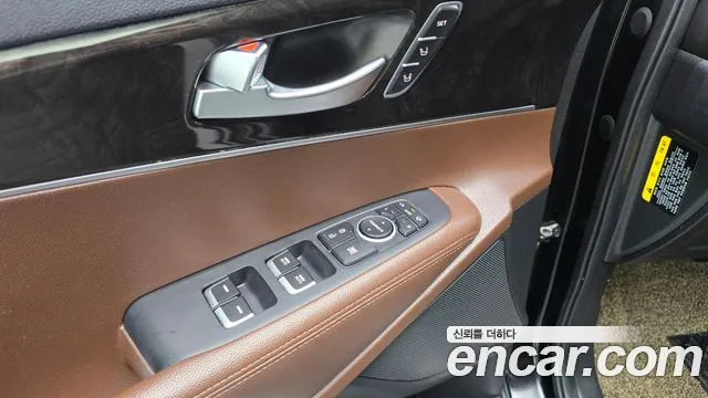 Kia Sorento — фото 28