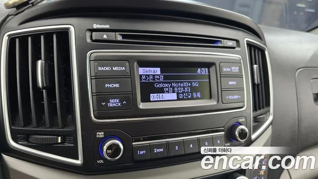 Hyundai Starex — фото 16
