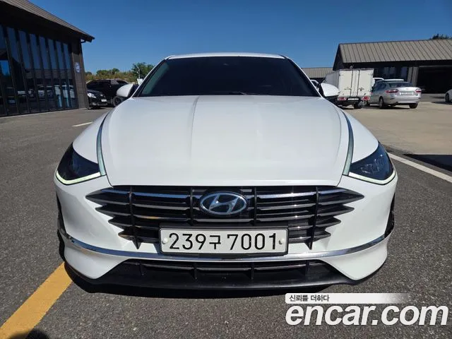 Hyundai Sonata — фото 2