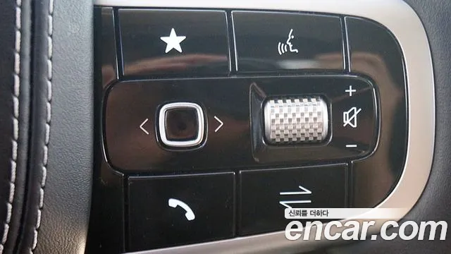 Genesis GV70 — фото 14