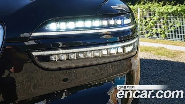 Genesis GV70 — фото 20