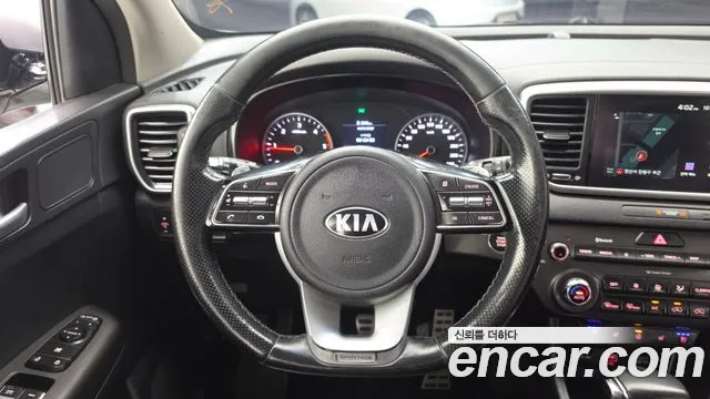 Kia Sportage — фото 13