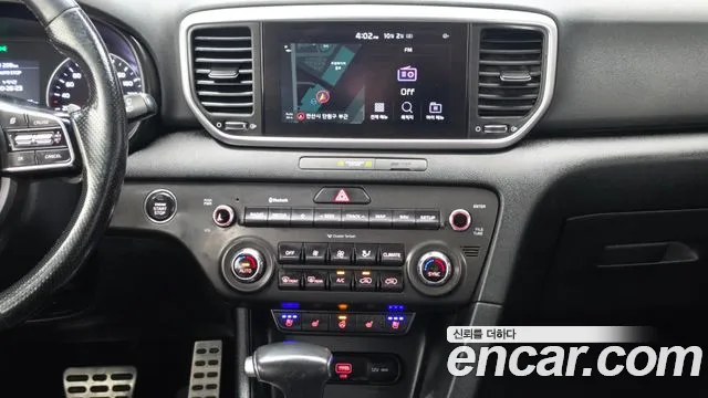 Kia Sportage — фото 14