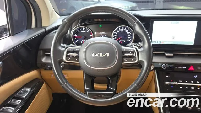 Kia Carnival — фото 13