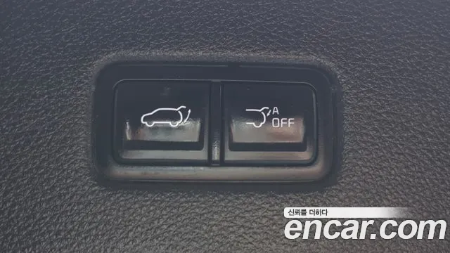 Kia Carnival — фото 15
