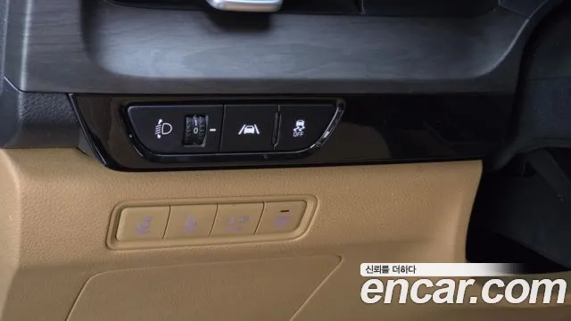 Kia Carnival — фото 18