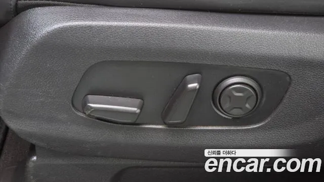 Kia Carnival — фото 30