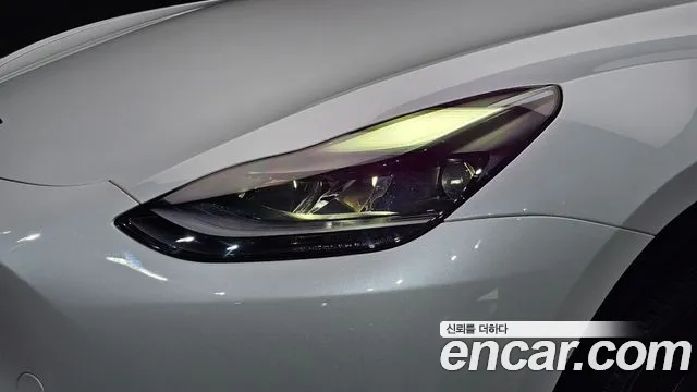 Tesla Model Y — фото 22