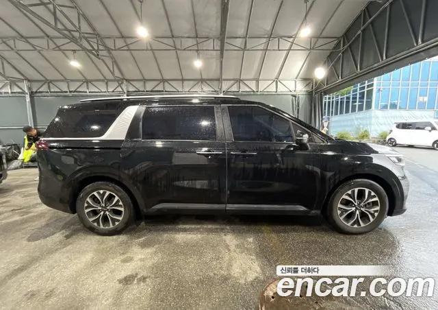 Kia Carnival — фото 2