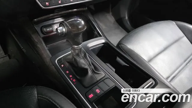 Kia Sorento — фото 9