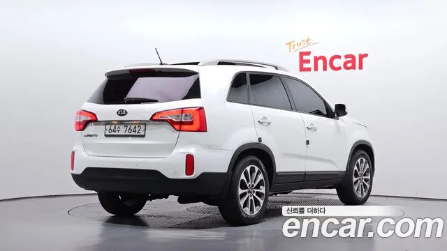 Kia Sorento — фото 1