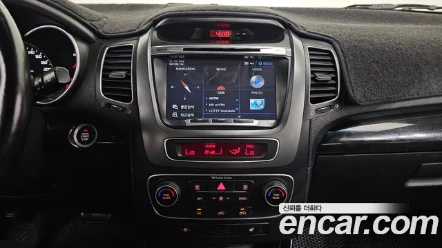 Kia Sorento — фото 13