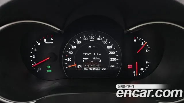 Kia Sorento — фото 7