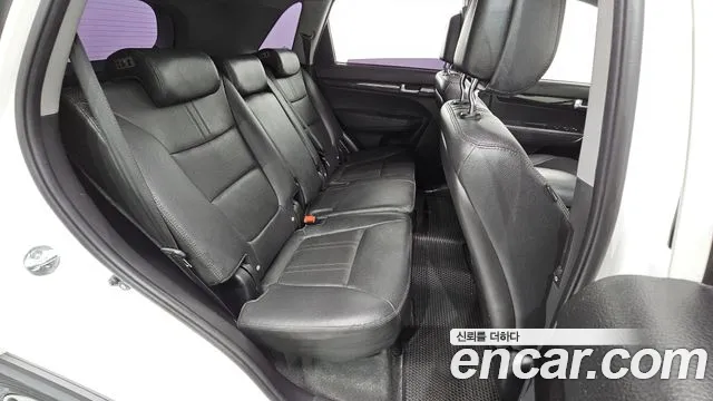 Kia Sorento — фото 10