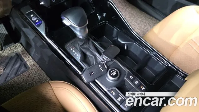 Kia Sorento — фото 9