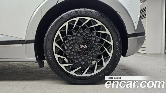 Hyundai Ioniq 5 — фото 21