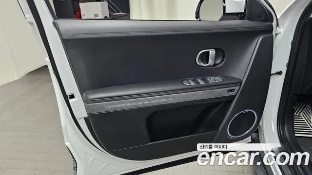 Hyundai Ioniq 5 — фото 24