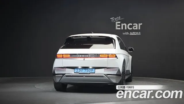Hyundai Ioniq 5 — фото 3