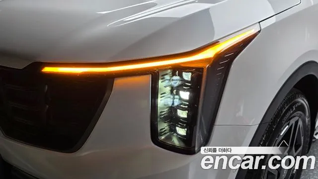 Kia Sorento — фото 23