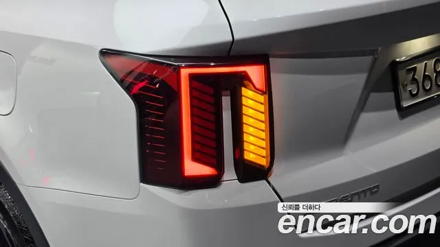 Kia Sorento — фото 24