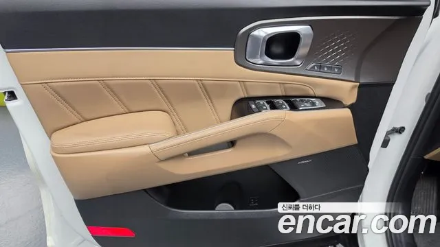 Kia Sorento — фото 25