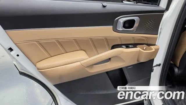 Kia Sorento — фото 26