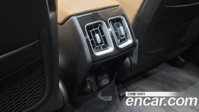 Kia Sorento — фото 33