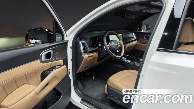 Kia Sorento — фото 10