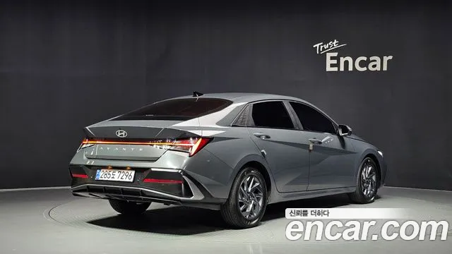 Hyundai Avante — фото 2