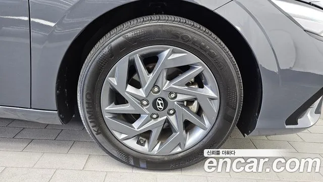 Hyundai Avante — фото 21