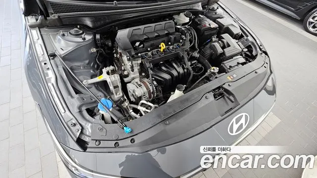 Hyundai Avante — фото 6