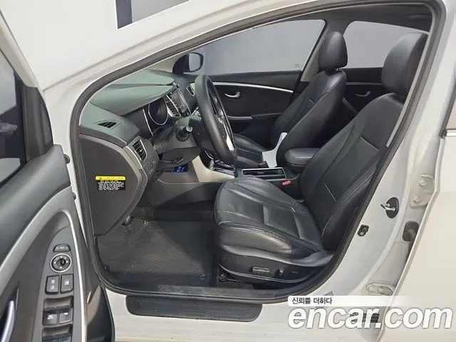 Hyundai i30 — фото 11