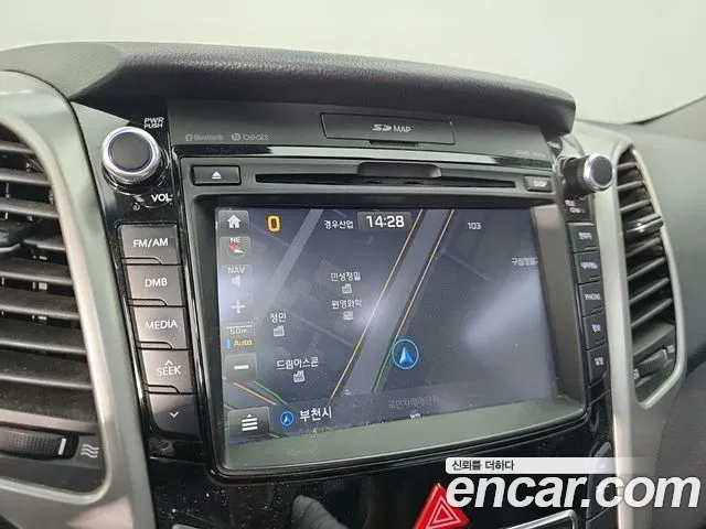 Hyundai i30 — фото 14