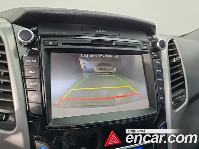Hyundai i30 — фото 15