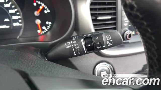 Kia Sorento — фото 18