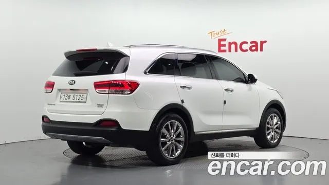 Kia Sorento — фото 2