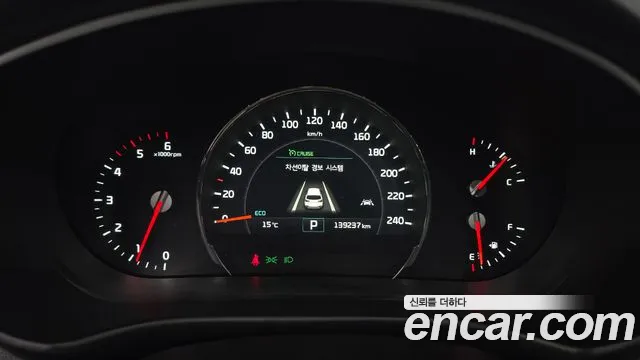 Kia Sorento — фото 8