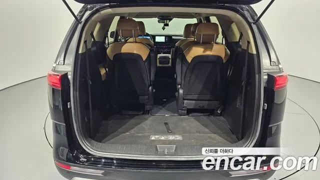 Kia Carnival — фото 20